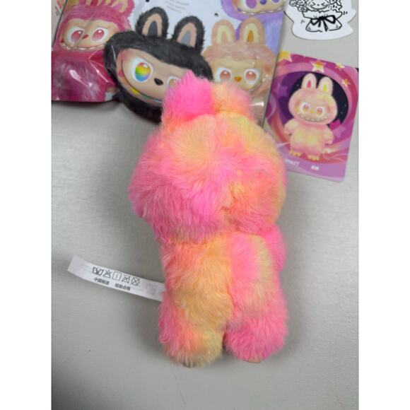 Pop Mart Labubu Big Into Energy “Loyalty” Authentic - Picture 4 of 9